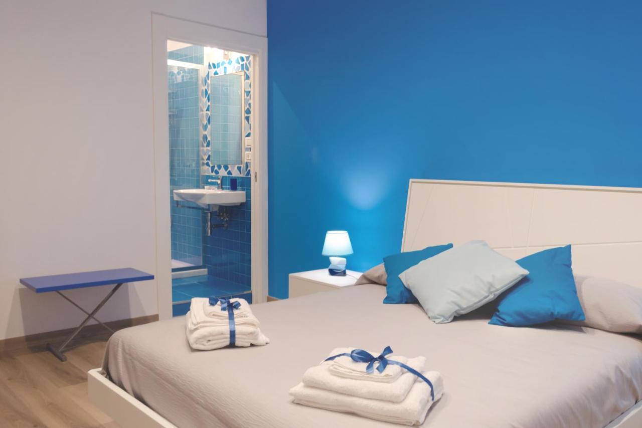 Mare Di Luci Bed & Breakfast Salerno Bagian luar foto