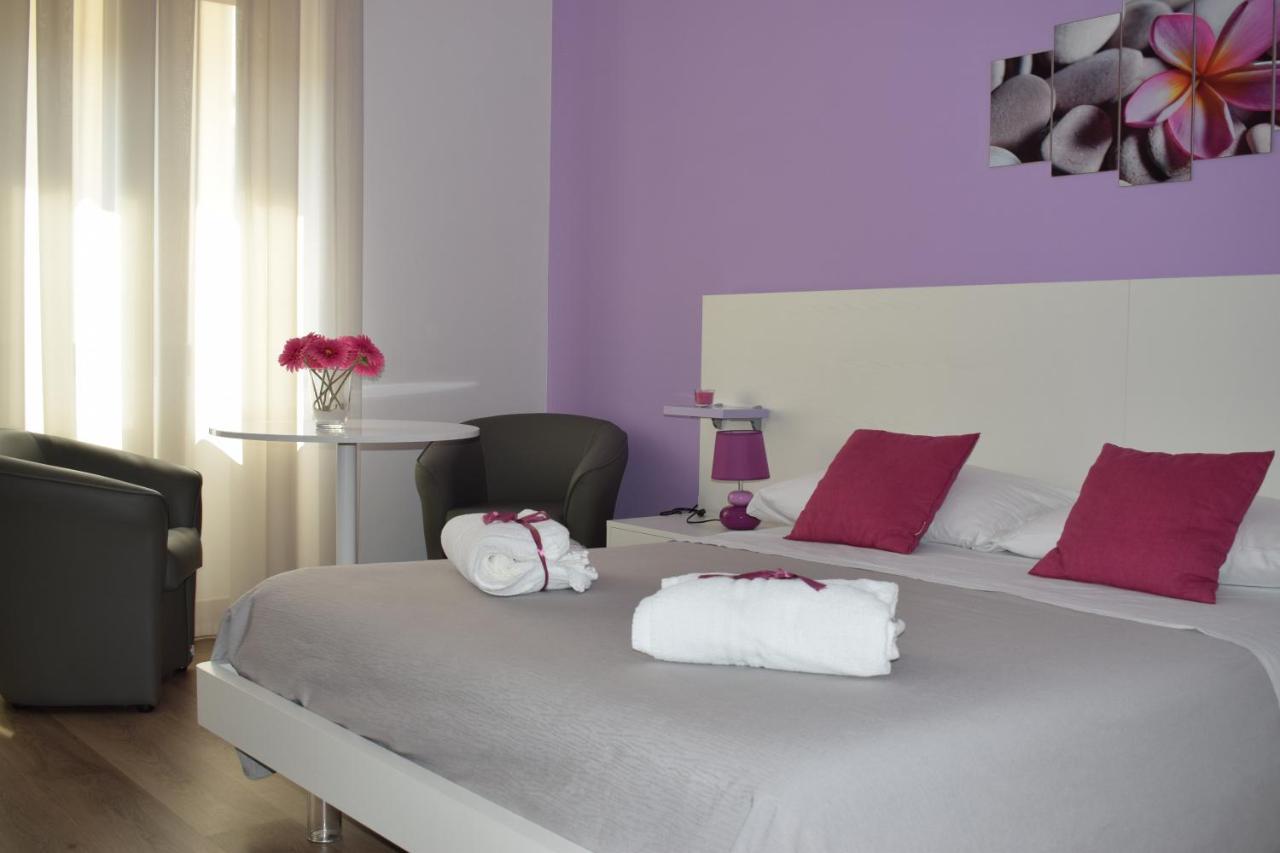Mare Di Luci Bed & Breakfast Salerno Bagian luar foto