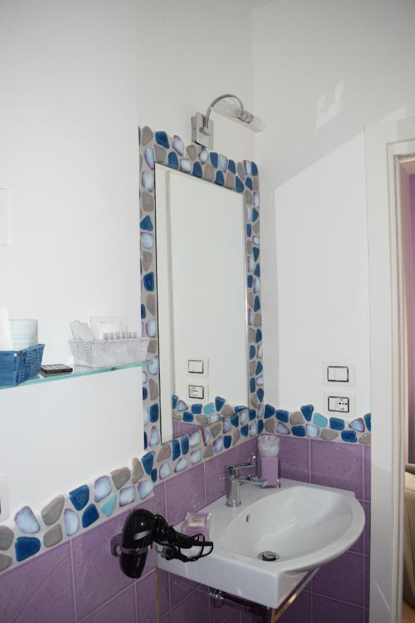 Mare Di Luci Bed & Breakfast Salerno Bagian luar foto