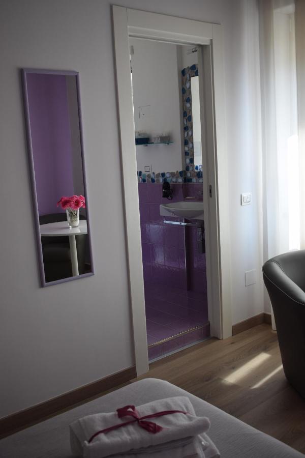 Mare Di Luci Bed & Breakfast Salerno Bagian luar foto